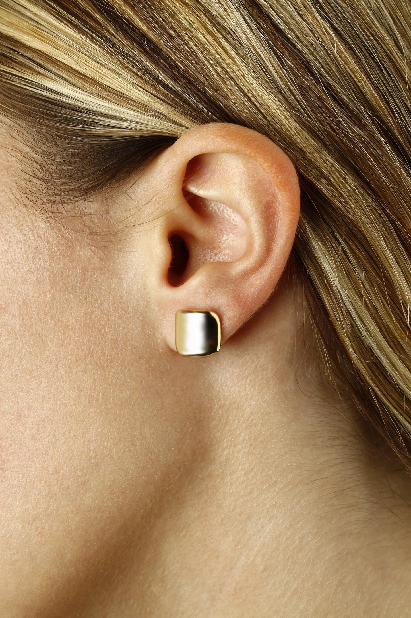 14K Yellow Gold 10mm Inverted Square Stud Earrings (5169650434092)